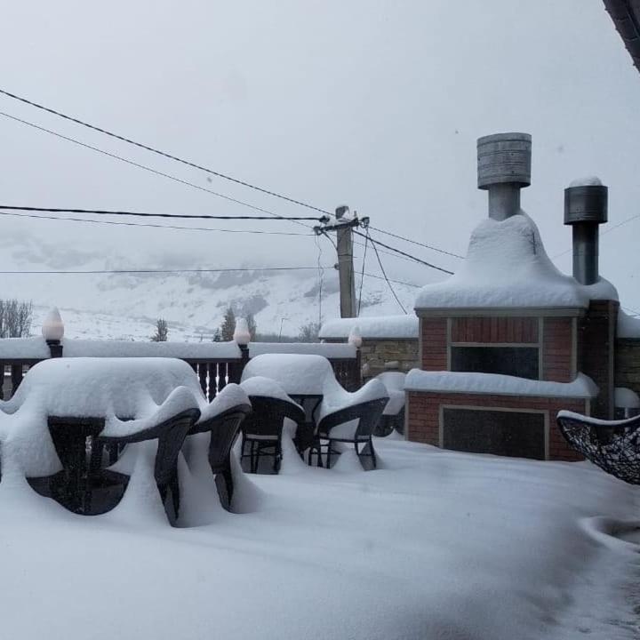 Eastern Georgia Hotel Kazbegi Bagian luar foto