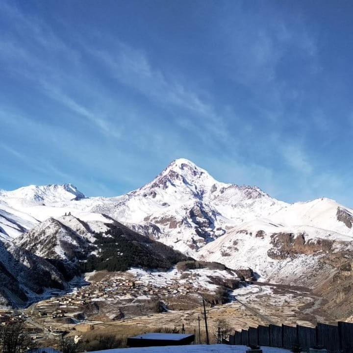 Eastern Georgia Hotel Kazbegi Bagian luar foto