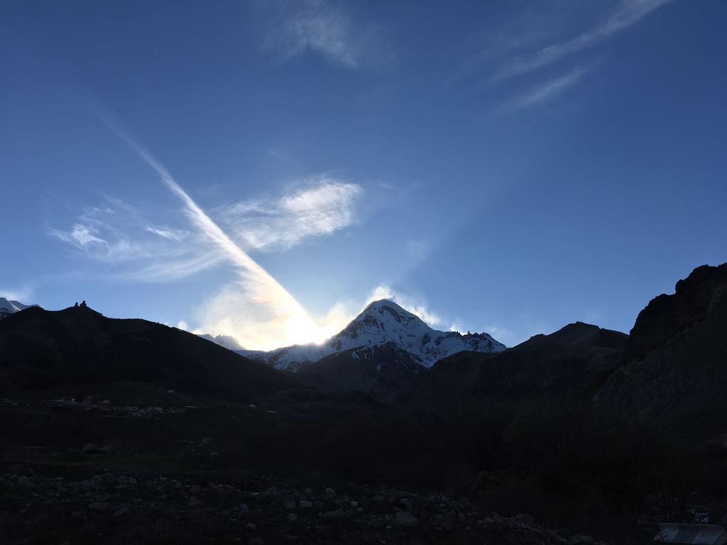 Eastern Georgia Hotel Kazbegi Bagian luar foto