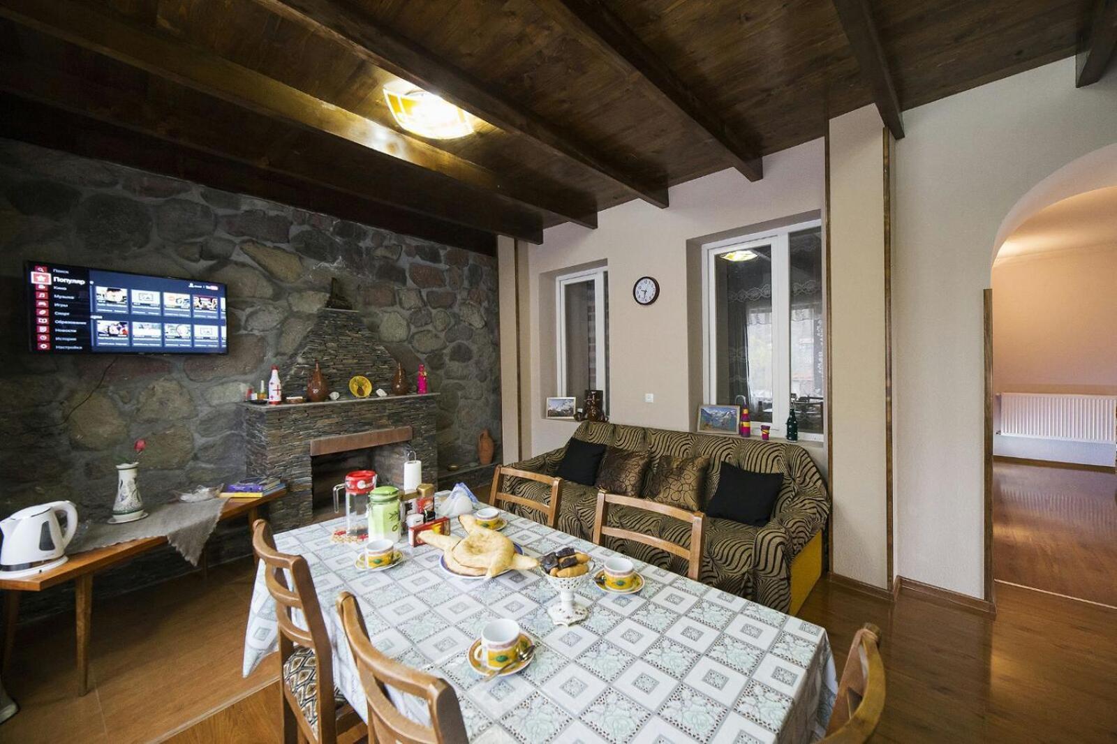 Eastern Georgia Hotel Kazbegi Bagian luar foto
